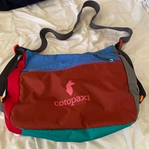 Cotopaxi Tote bag good as new.